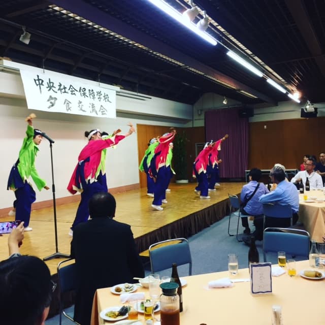 高知城ホールで余興演舞